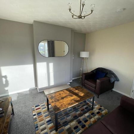 Stunning 3 Bedrooms House With Garden And Free Parking Barnsley Eksteriør billede